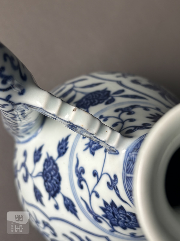 清乾隆 青花开光折枝花果纹执壶 - 图13
